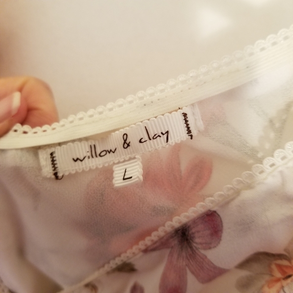 Willow & Clay Floral Mini Dress - Picture 5 of 5